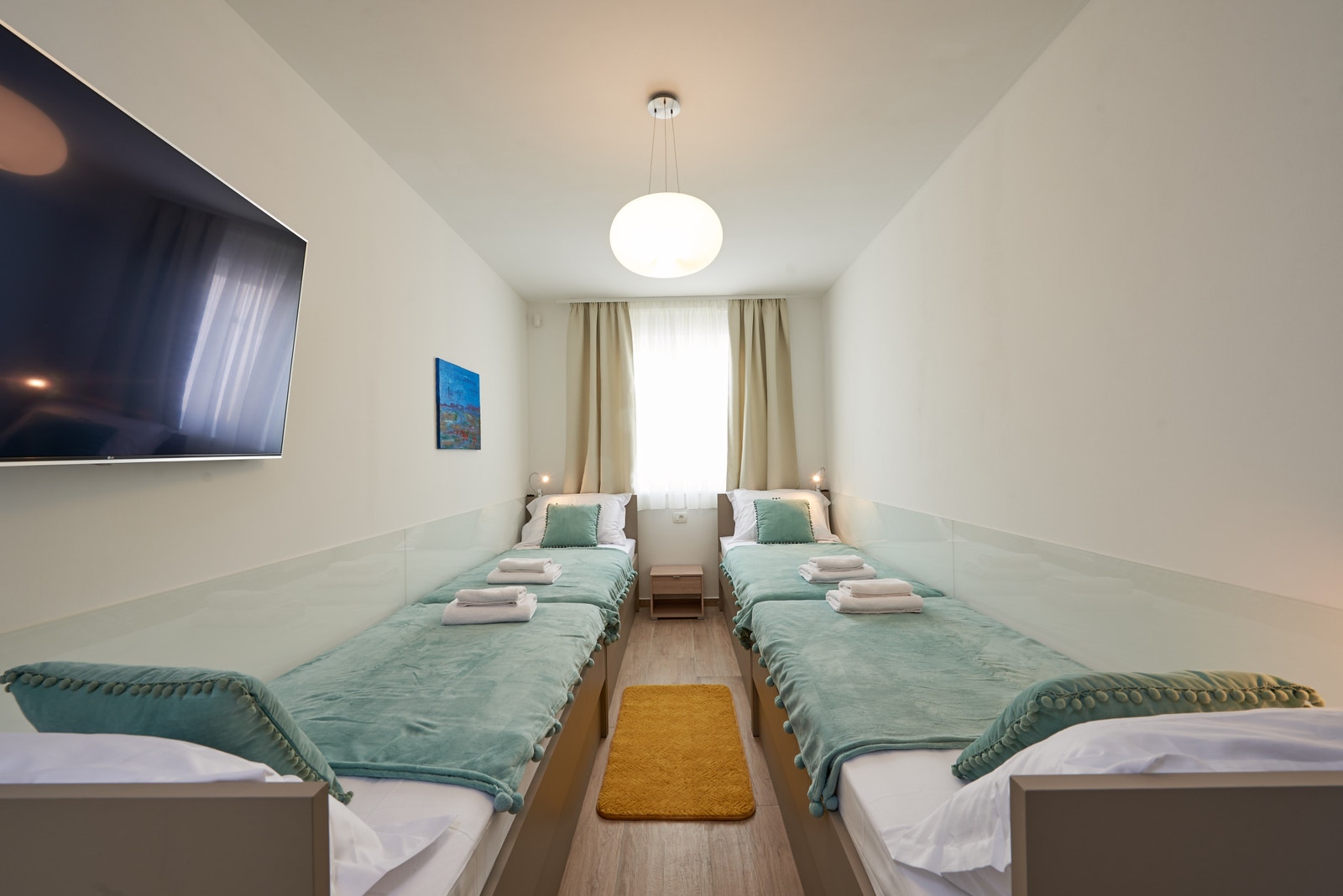 Leilighet C. Soverom 3 med egen smart tv Galleribilde