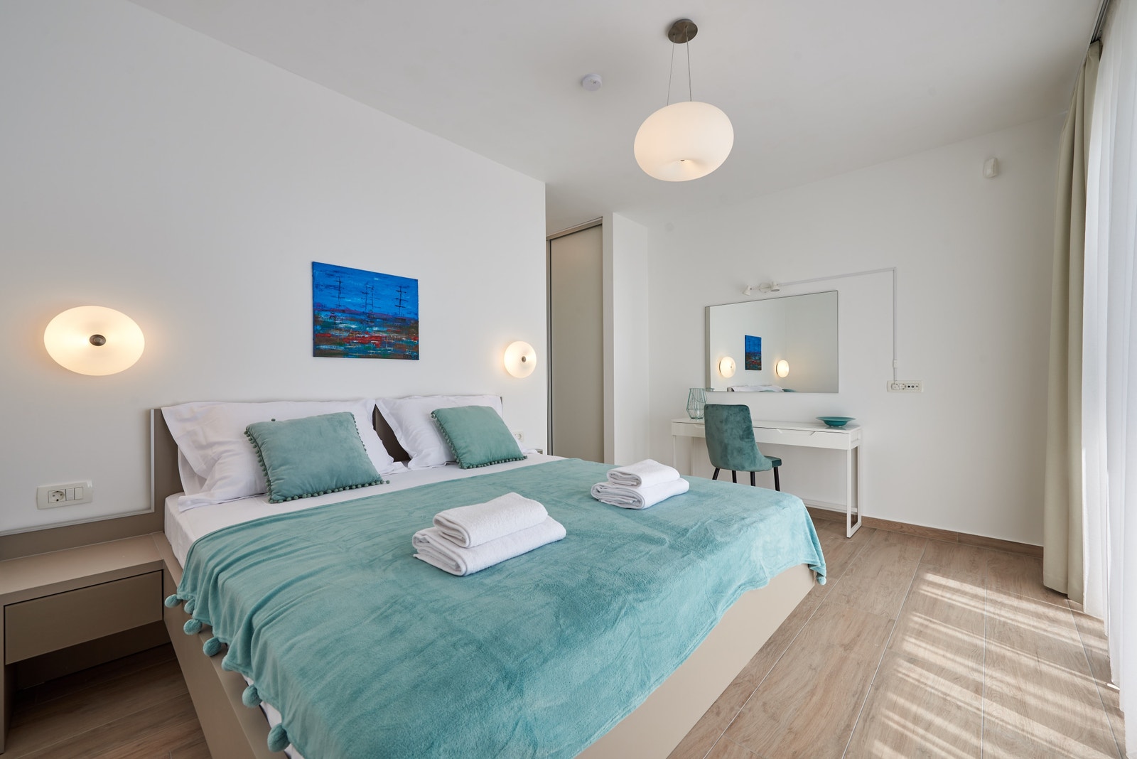 Leilighet C. Hoved soverom med eget bad Galleribilde