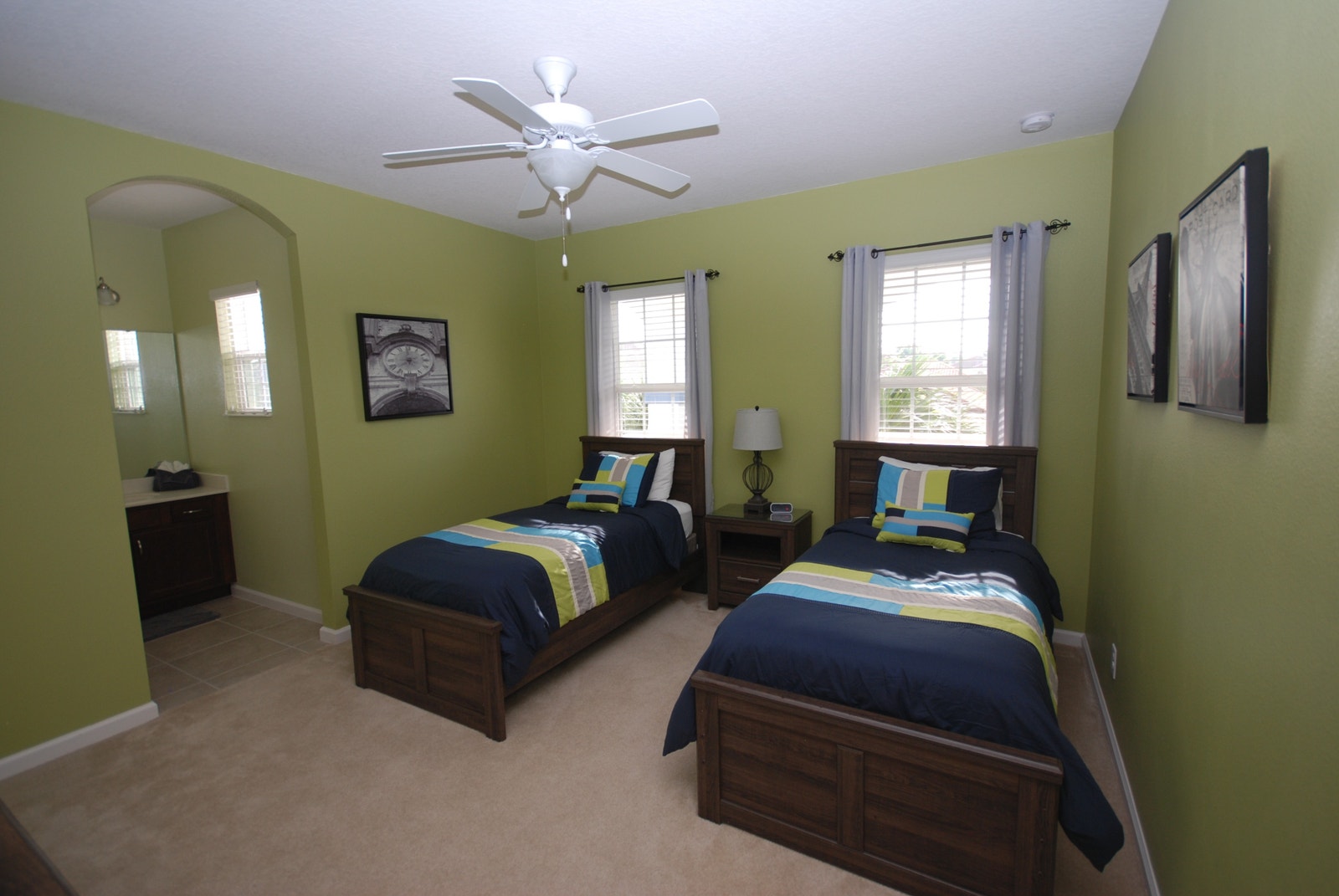 2 Twin senger Galleribilde