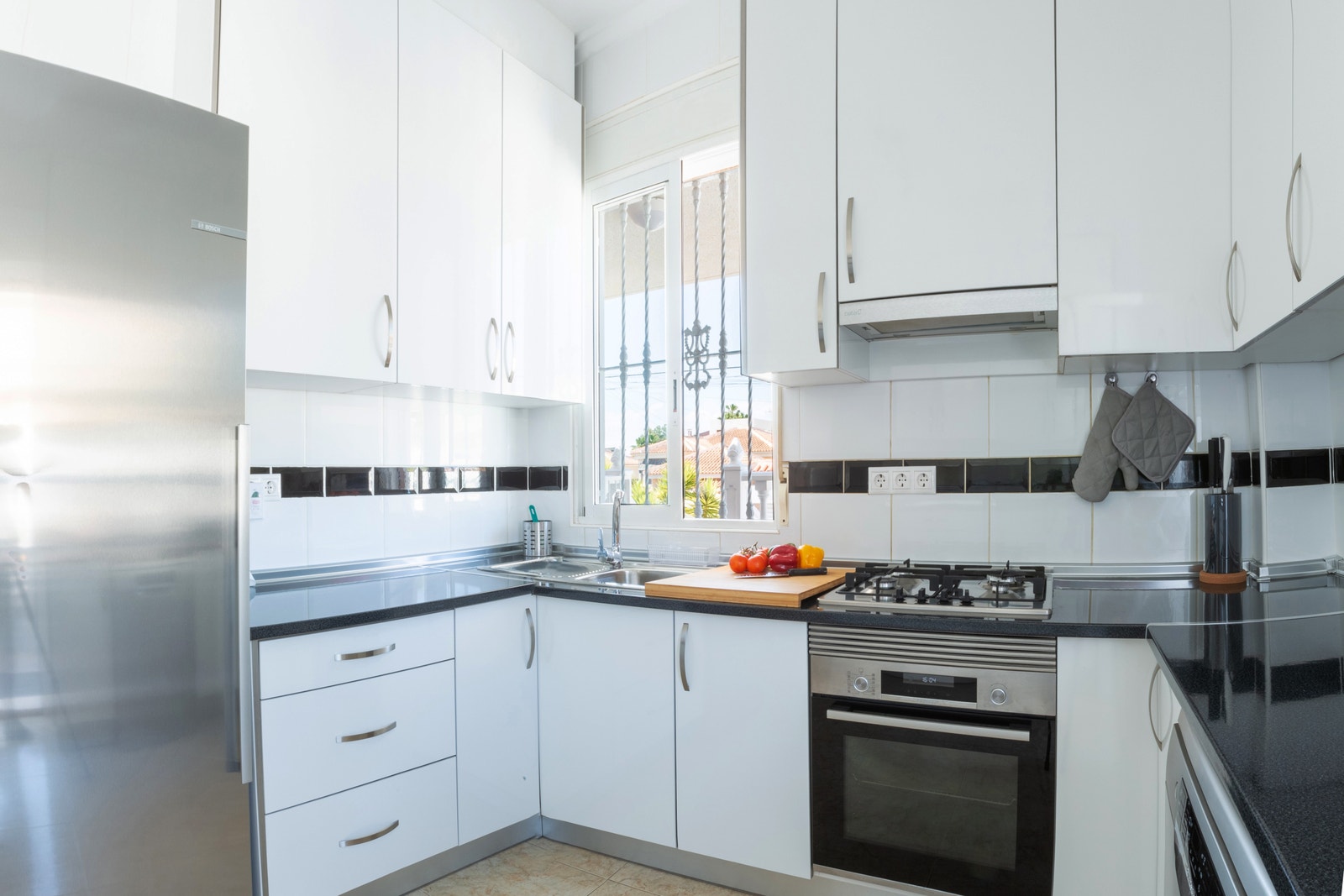 Helt nytt kjøkken inne. Galleribilde