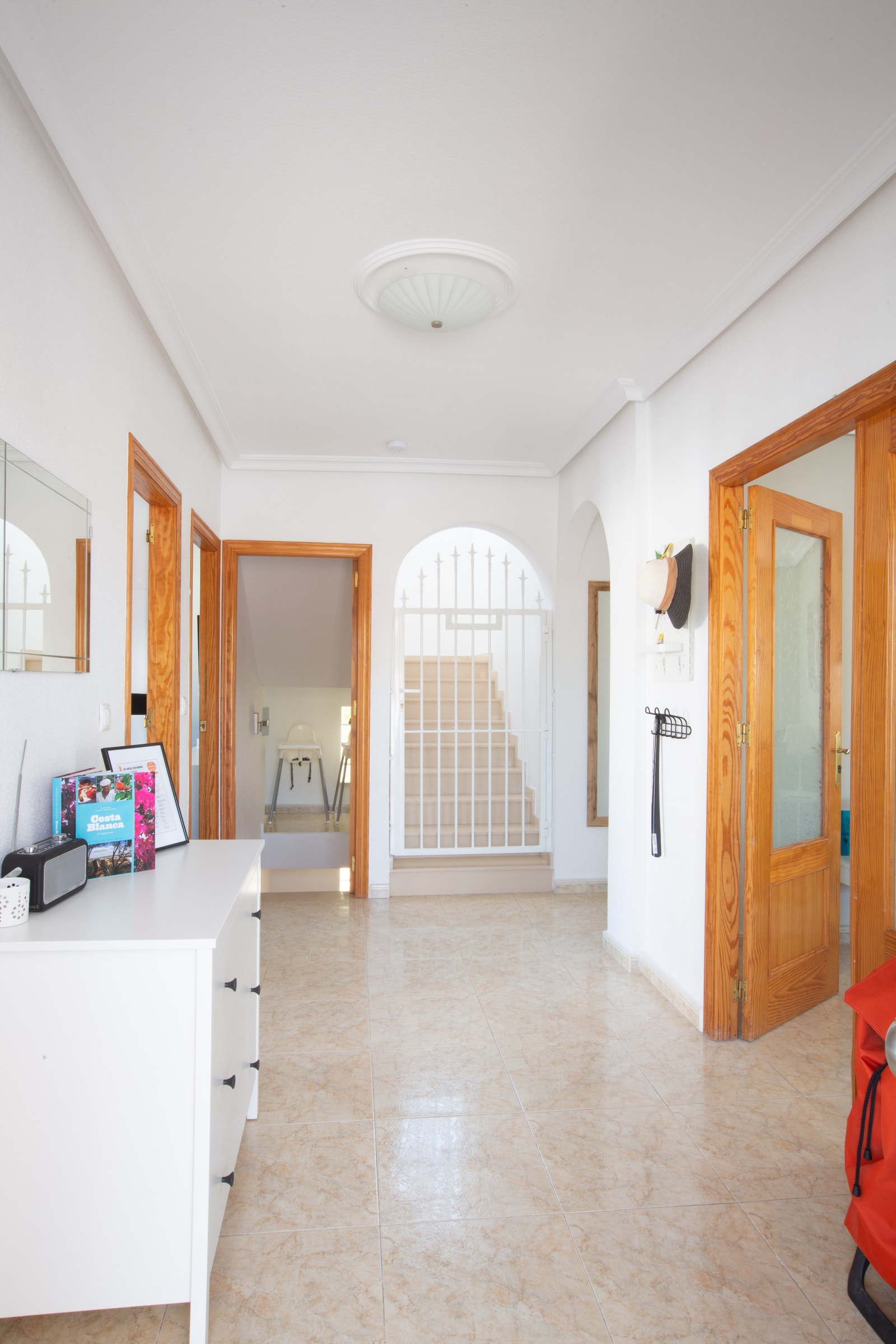 Gang inne i 1 etg. Galleribilde