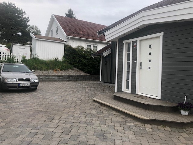 Husets inngang Galleribilde