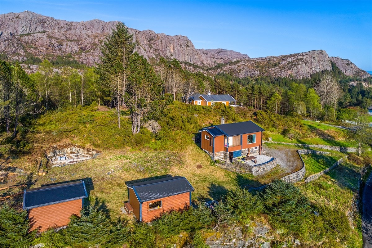 Velkommen til Tellnesvegen 40 presentert av Aktiv Eiendomsmegling v/ Thomas Sund. Galleribilde