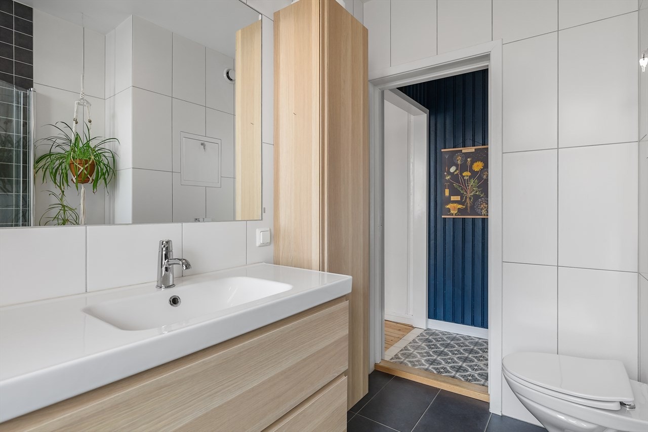 Badet er renovert så sent som i 2014 av sertifiserte håndverkere. Galleribilde
