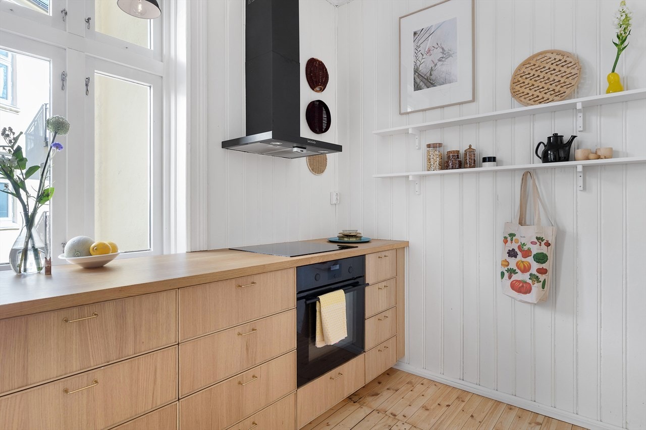 Det er montert nytt kjøkken fra IKEA i 2017 Galleribilde