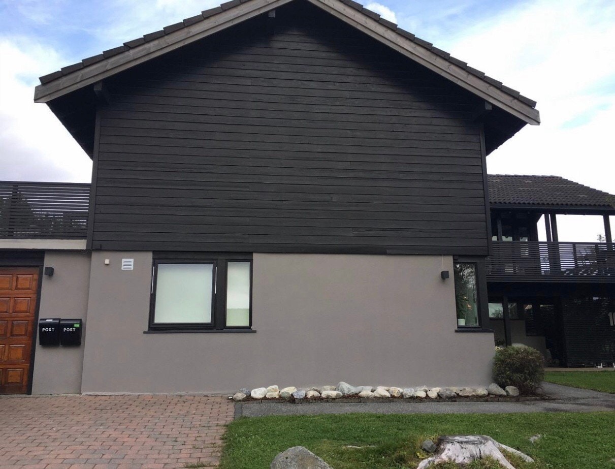 Parkeringsplass i gårdsplass Galleribilde