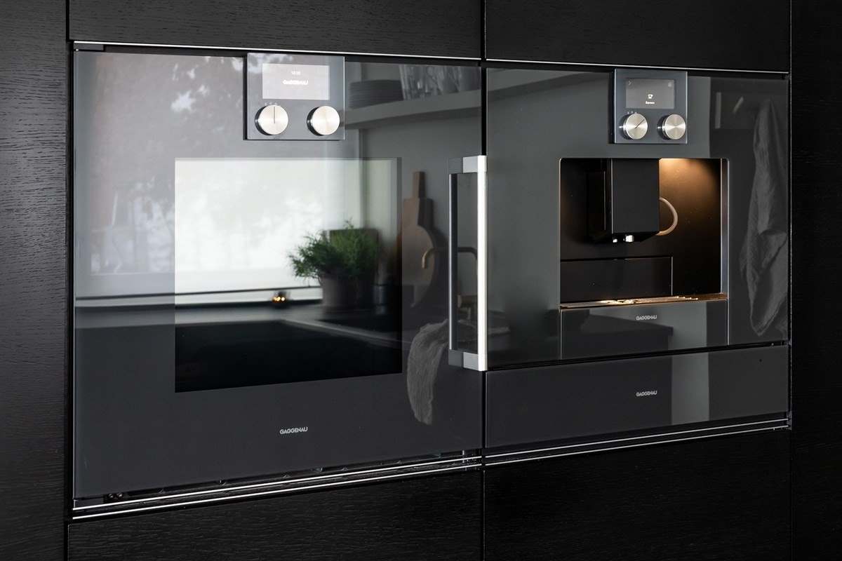 I tillegg er det toppmodeller fra Siemens i form av kjøleskap, fryseskap, induksjonstopp med ekstra bredde og takventilator. Galleribilde