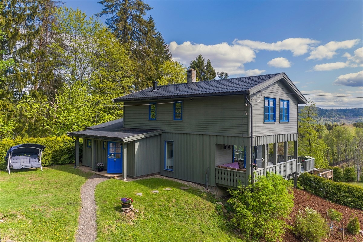 Eneboligen fremstår som velholdt, og i 2011 ble alle gulv skiftet. Galleribilde