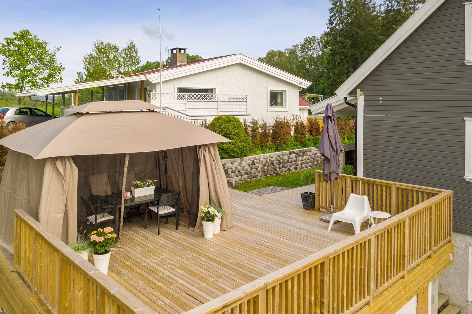 I 2018 ble det etablert en solrik takterrasse på hele 55 kvm. Galleribilde