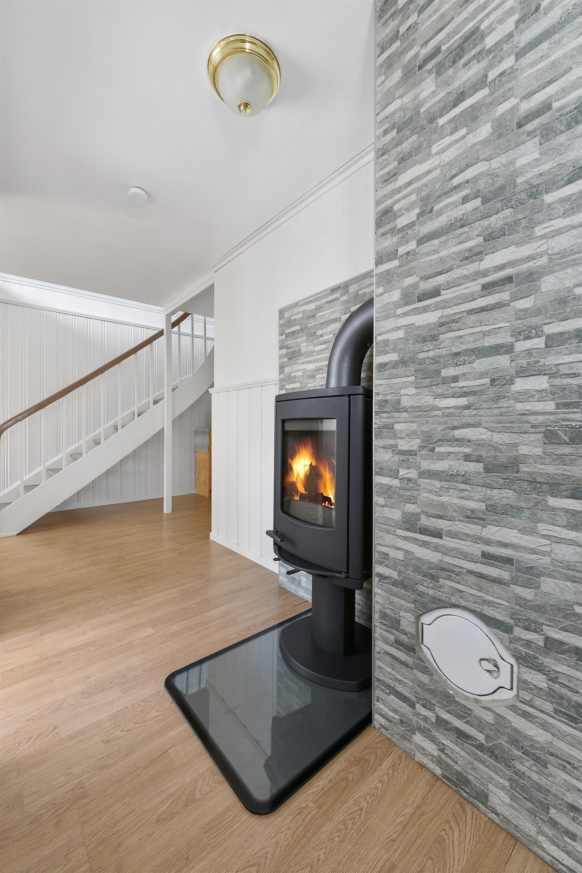 Peis i gang i U.Etg Galleribilde