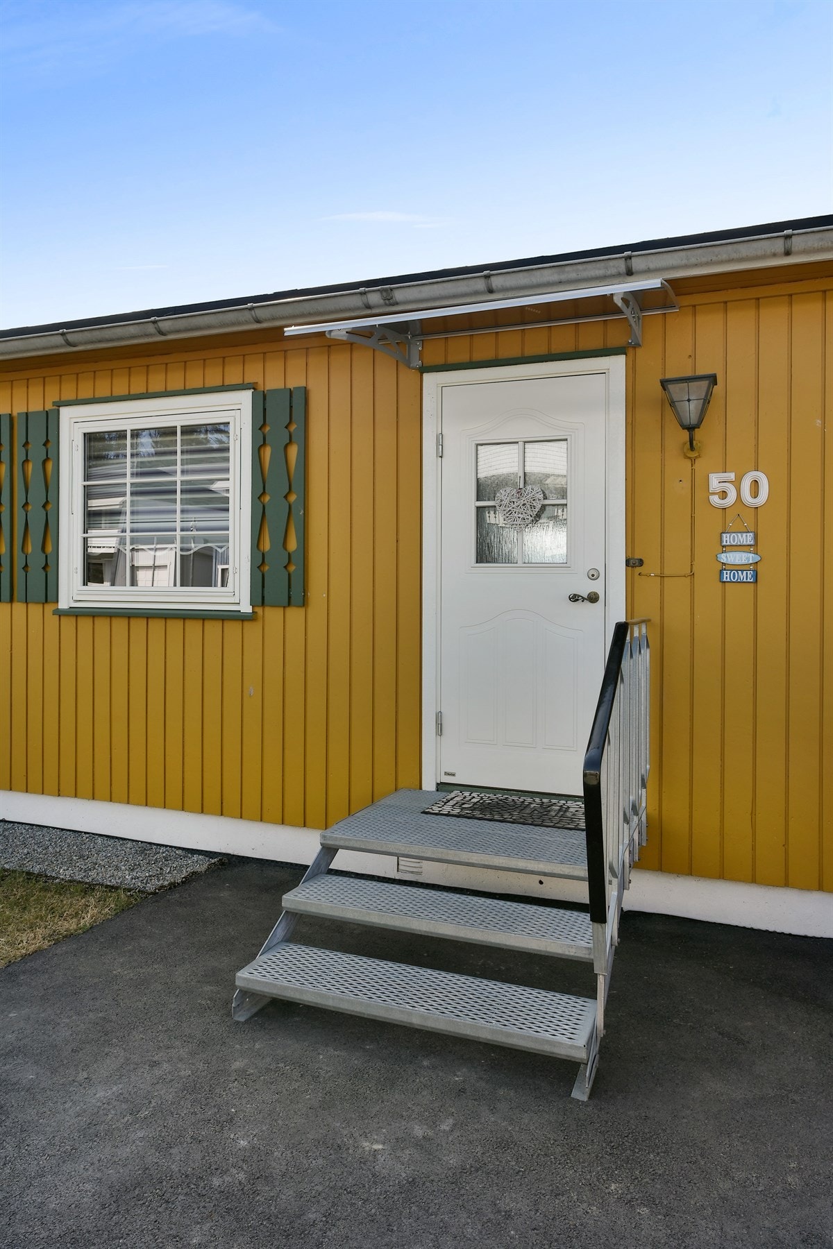 Inngangsparti. Galleribilde