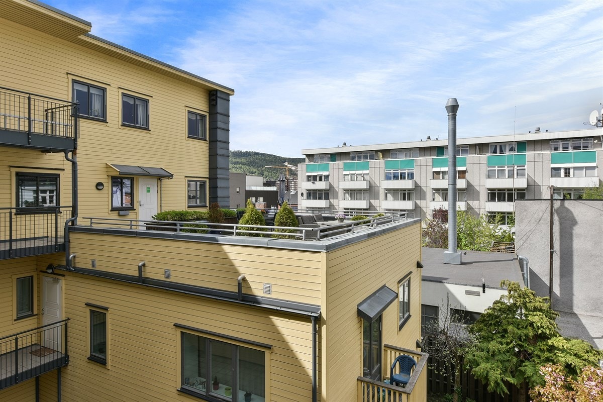 Leiligheten har tilgang til felles takterrasse. Galleribilde
