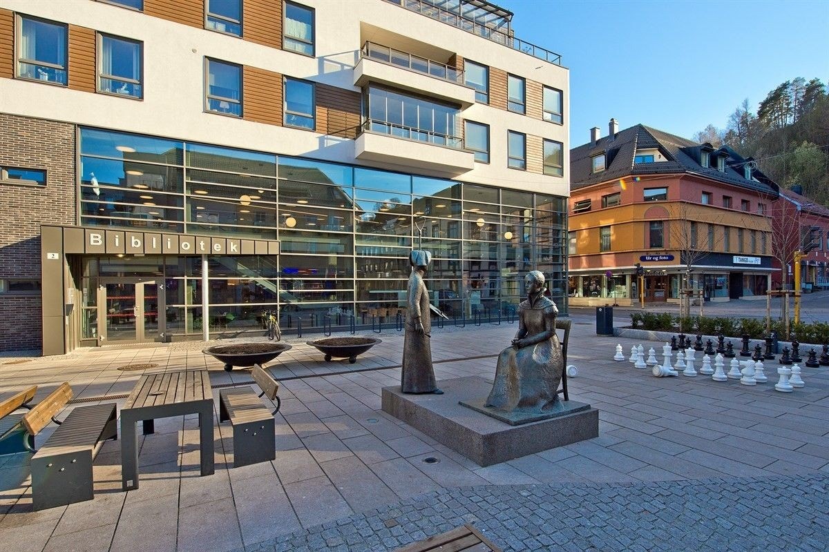 Holmestrand Sentrum 1 Galleribilde