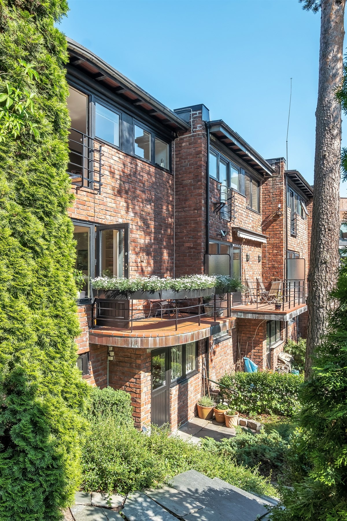 Eiendommen ligger optimalt plassert, ytterst i en kjede på fire Galleribilde