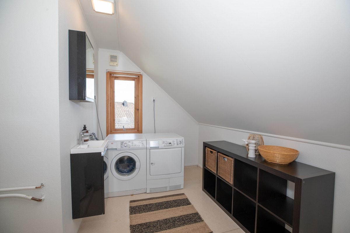 Vaskerom/wc i 2.etasje. Galleribilde
