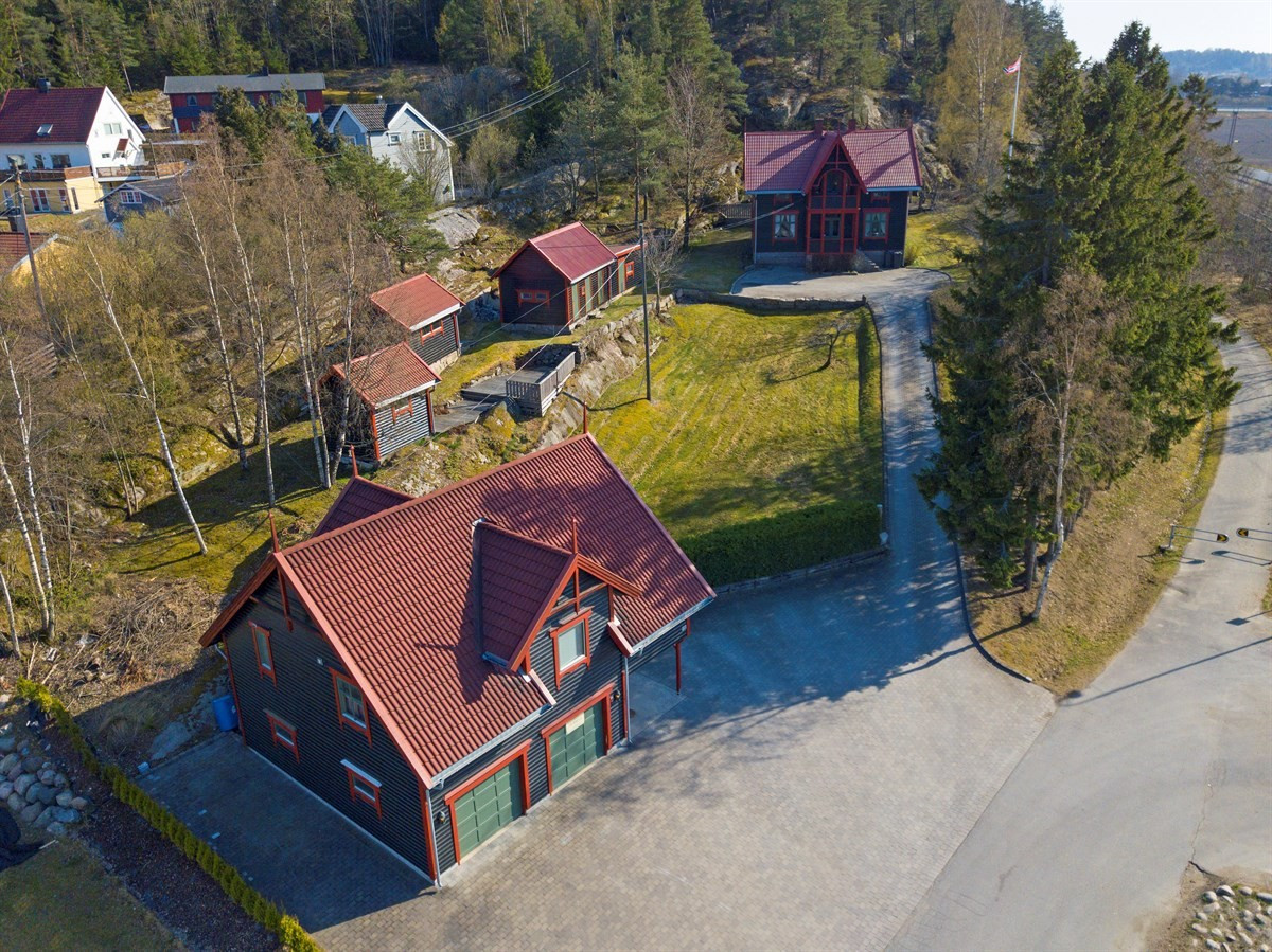 Velkommen til denne flotte, velholdte eiendommen i Skjeberg.