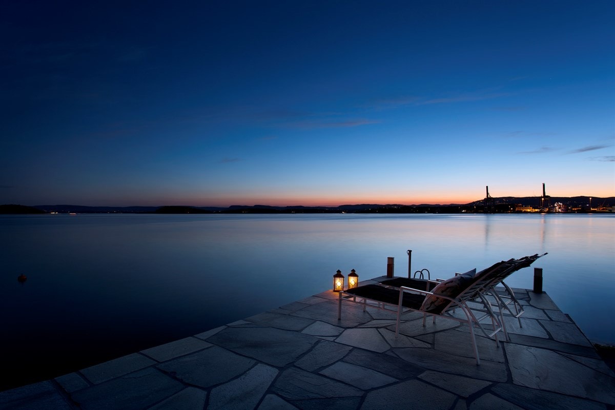 Bilde sier mer enn tusen ord - vidunderlig kveldsstemning fra egen brygge Galleribilde