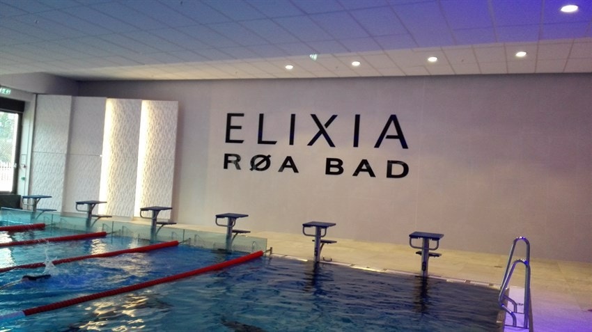 Sats elixia røa åpnet i 2015, og tilbyr nye treningslokaler og badeanlegg med velværeavdeling og barnebasseng. Galleribilde