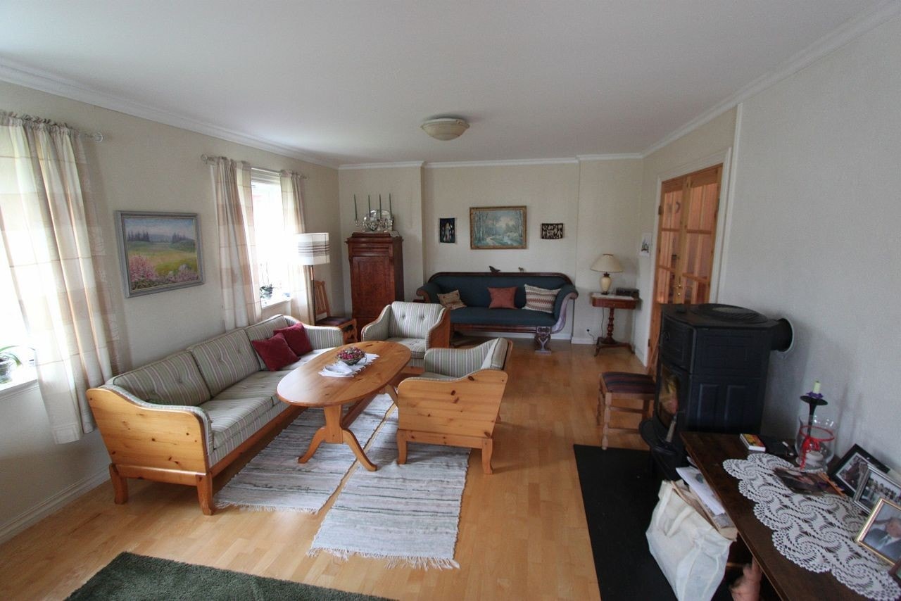 Stue 1 etasje Galleribilde