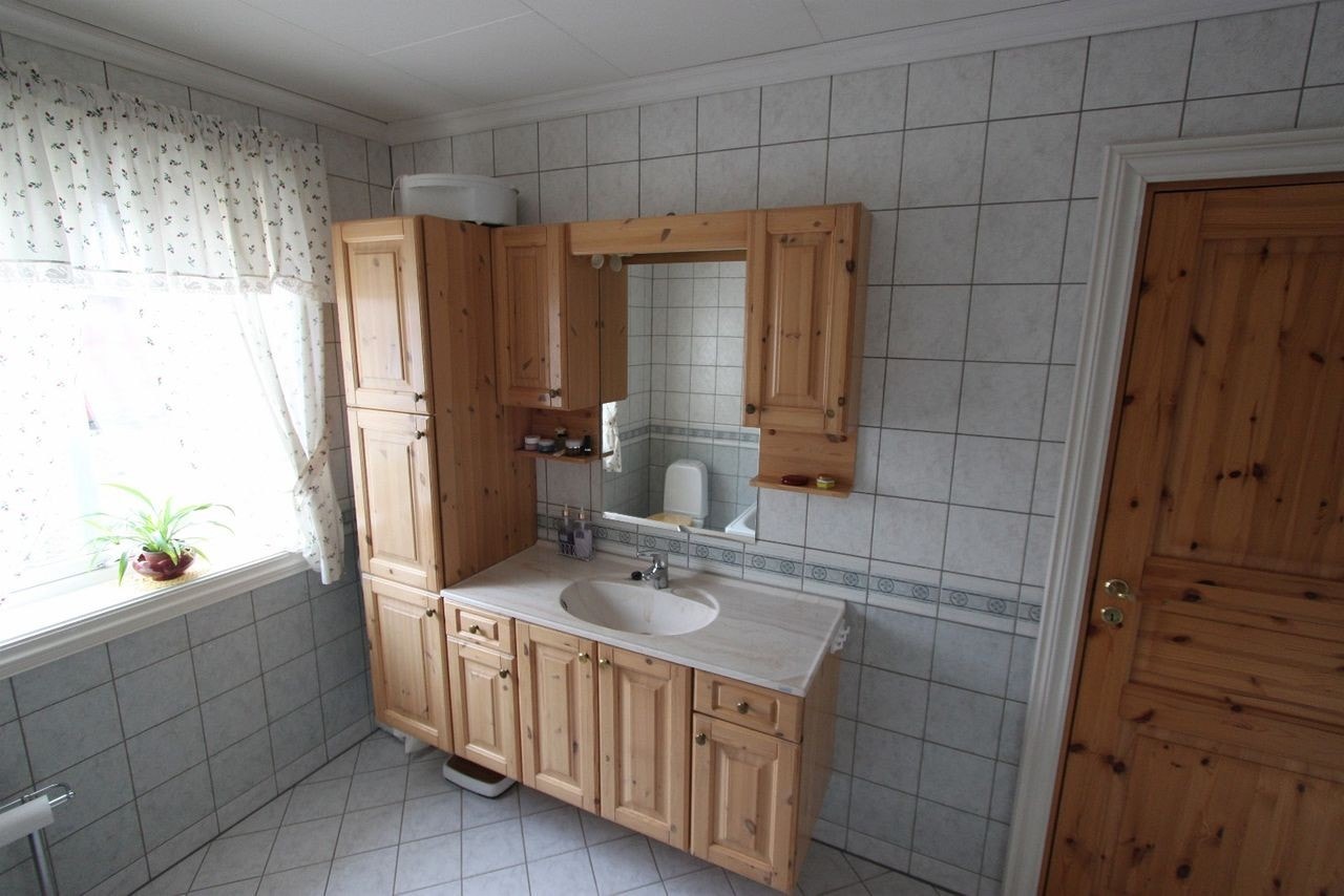 Bad 1 etasje Galleribilde