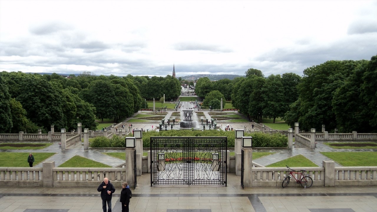 Populære Frognerparken ligger i gangavstand fra leiligheten. Galleribilde