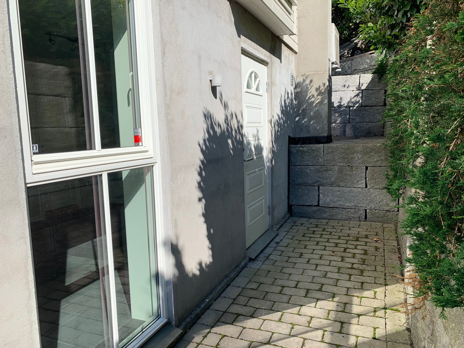 Egen inngang Galleribilde