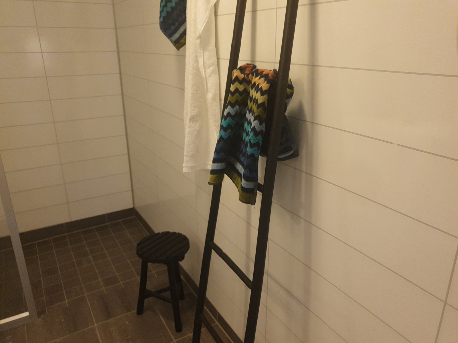Flis med varmekabler i badegulv Galleribilde