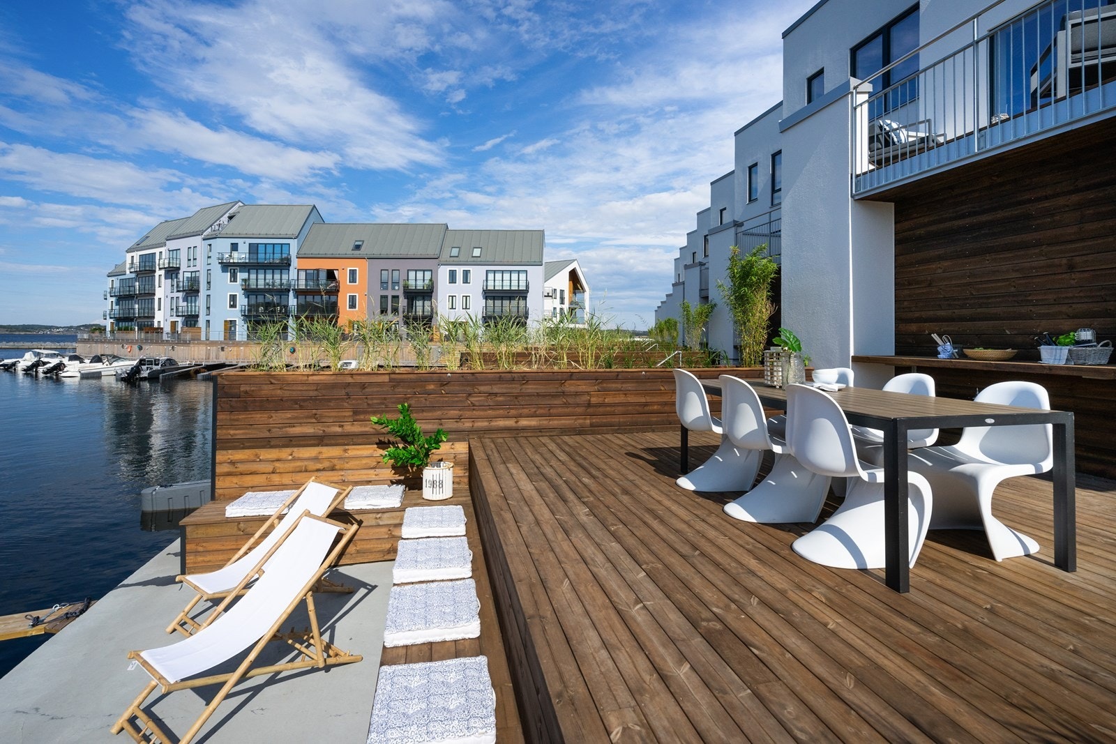 Bryggeterrasse og soldekk Galleribilde