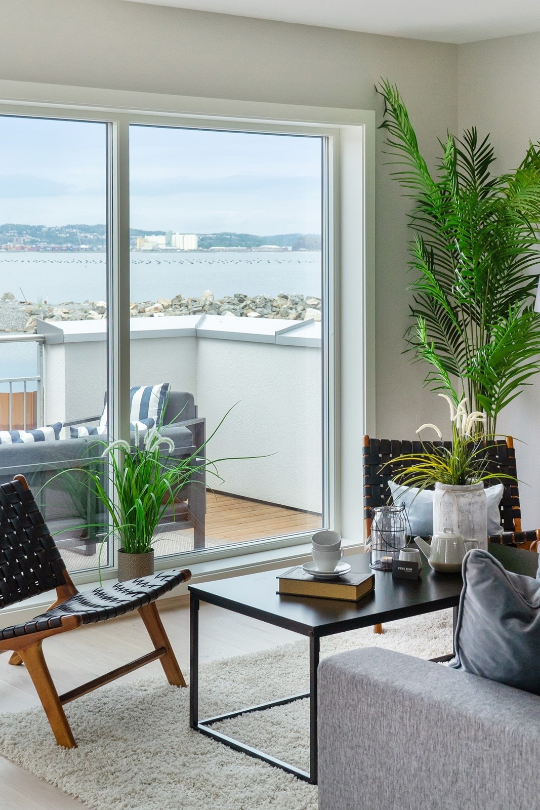 Store vindusflater - bergvarme Galleribilde