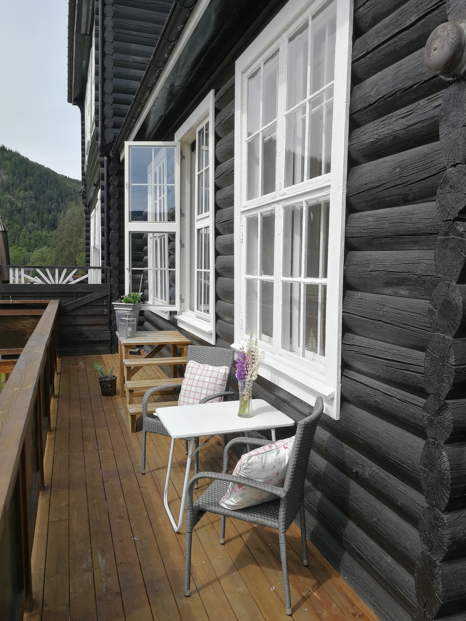 Stor sydvendt veranda Galleribilde