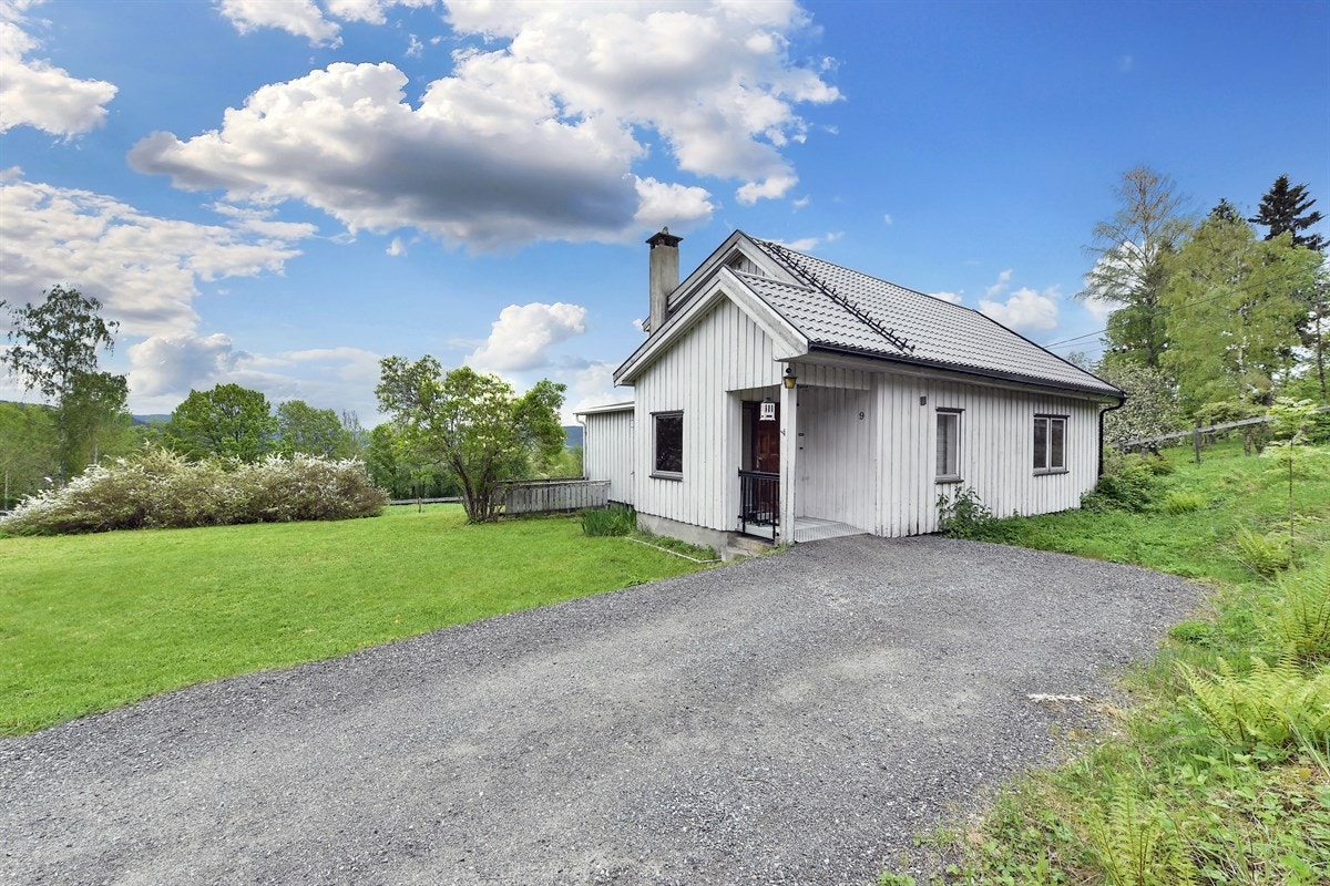 Kårboligen ble bygget på 1700-tallet og er oppført i Sefrakregisteret. Galleribilde