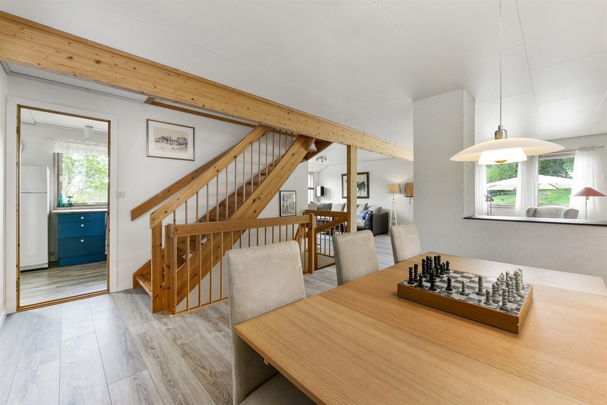 Spiseplass. Galleribilde