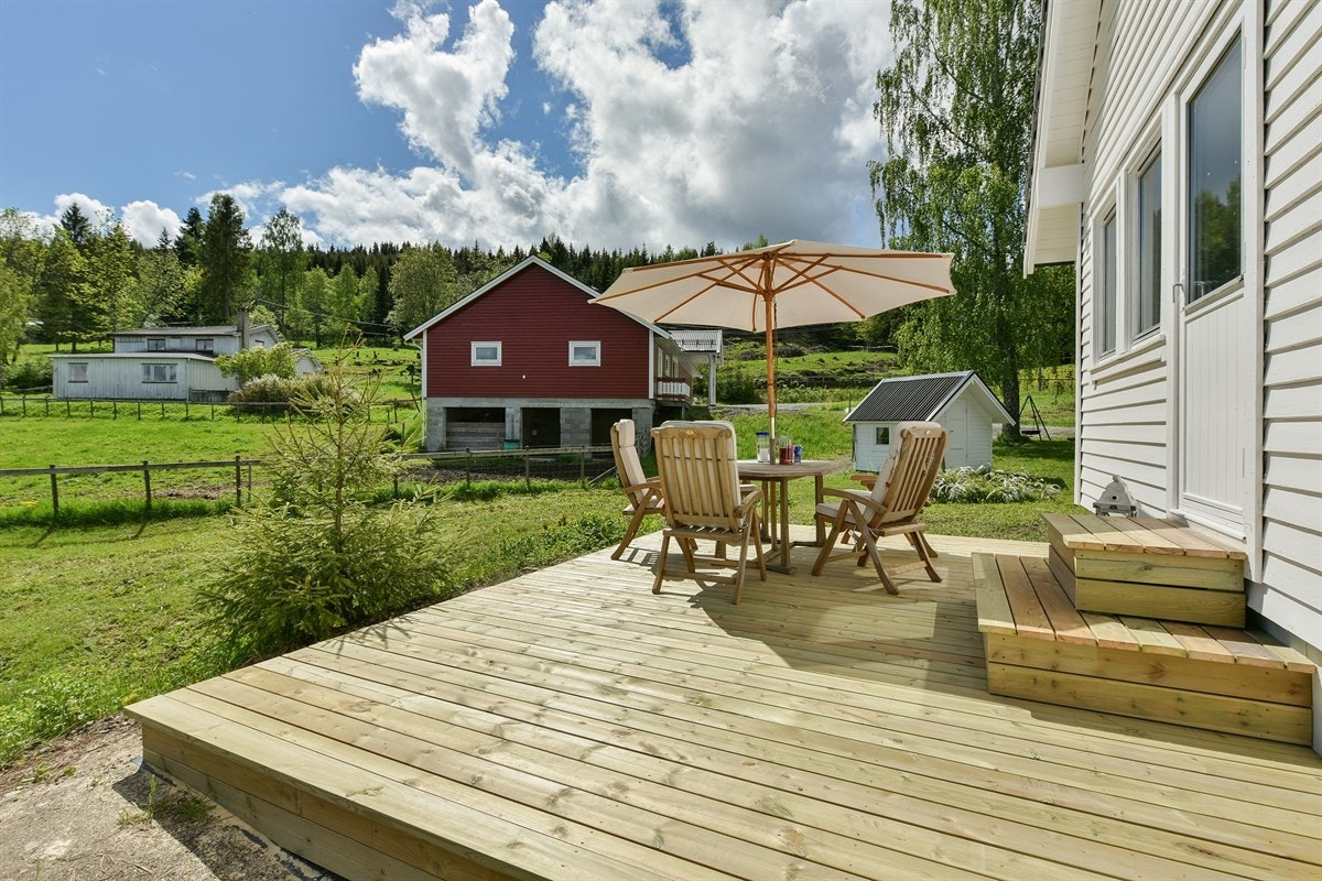 Terrasse. Galleribilde