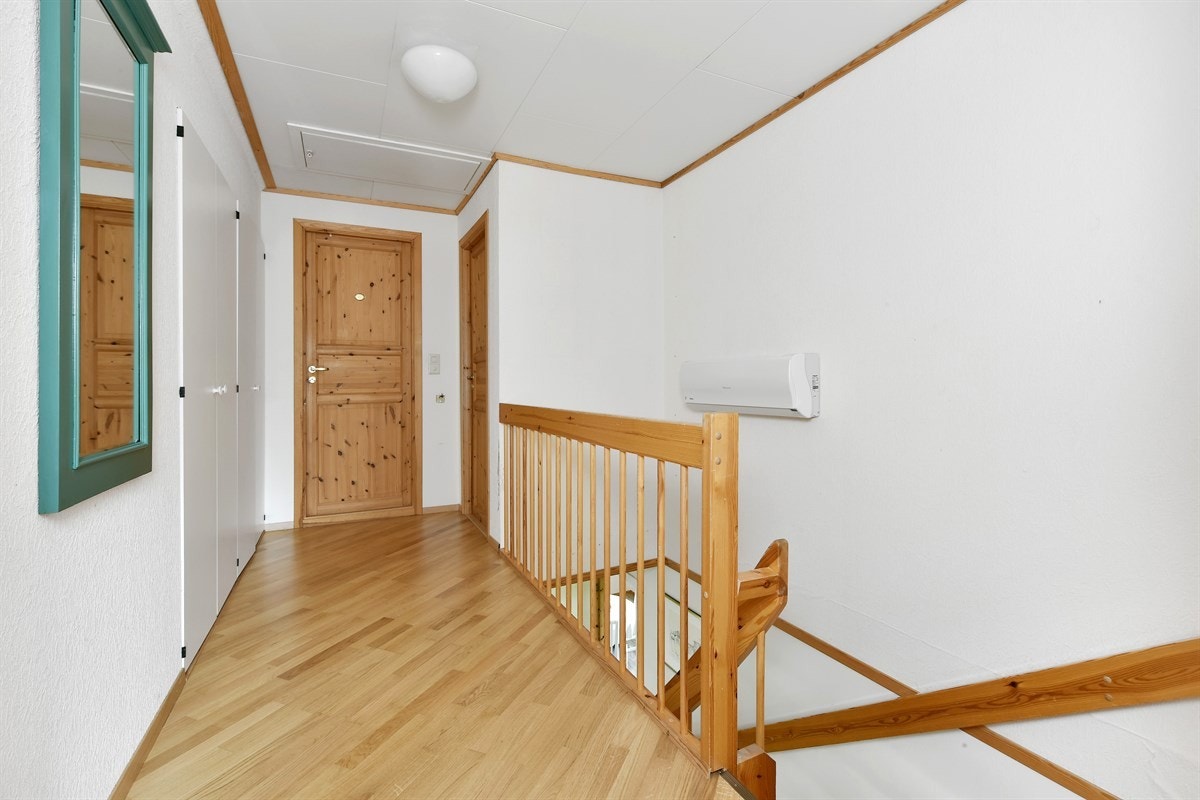 Trapp opp til 2.Etasje. Galleribilde