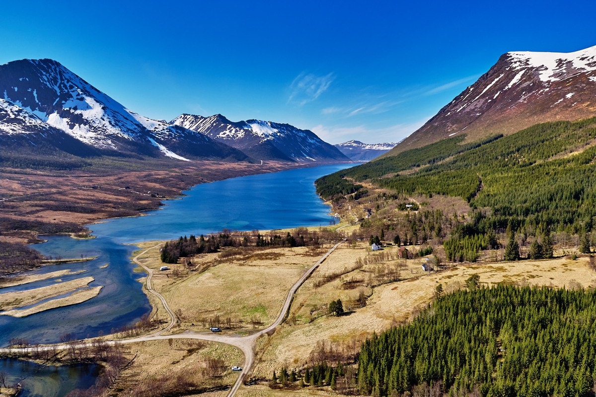Få oversikt over eiendommens teiger ved å søke opp gnr 29 bnr 3, 4 og 8 i Sortland kommune på www.seeiendom.no Galleribilde