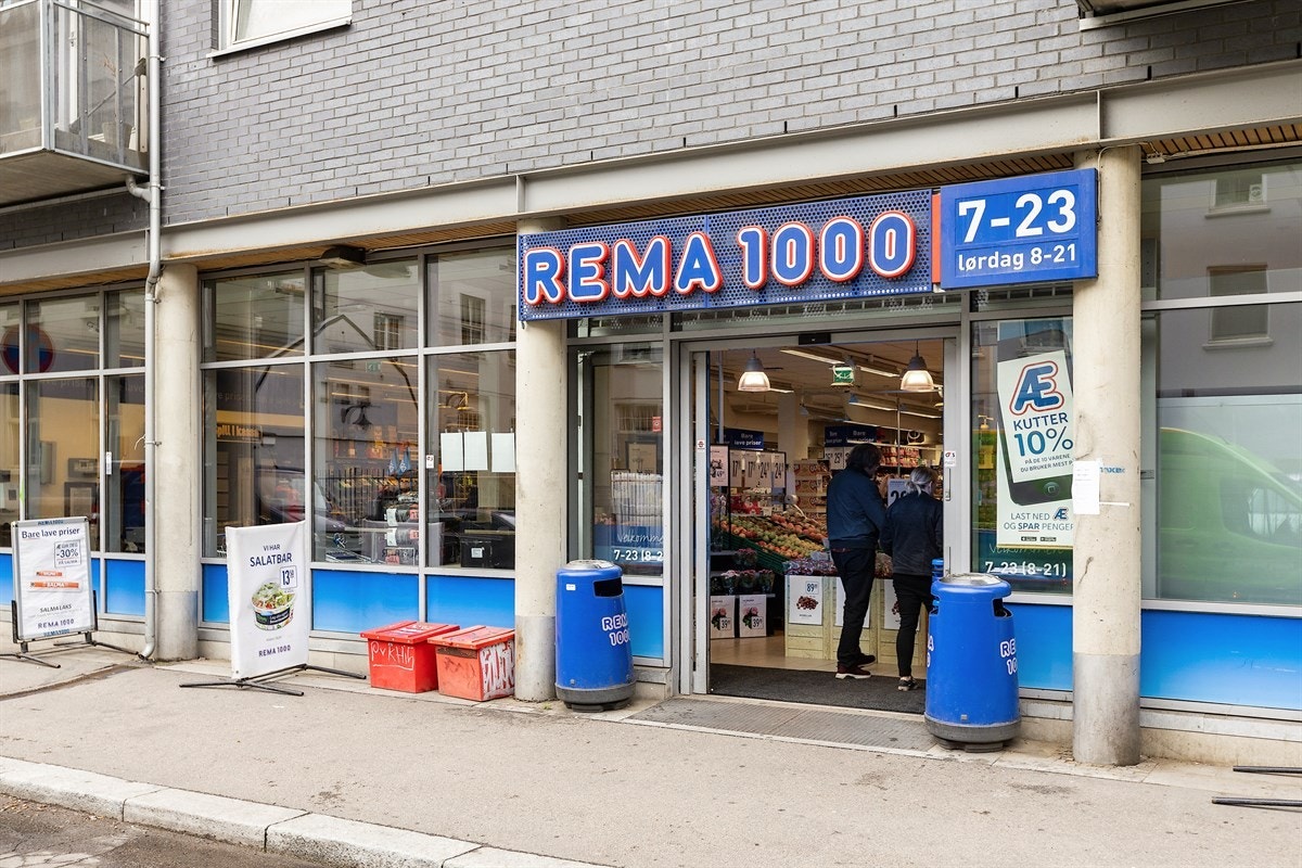 Rema 1000 ligger i umiddelbar nærhet Galleribilde