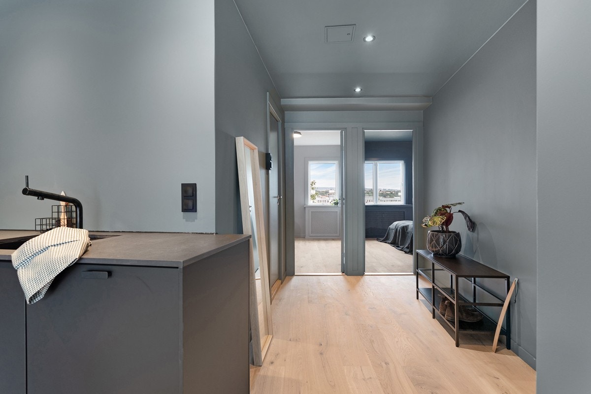 Entre mot soverom. Galleribilde