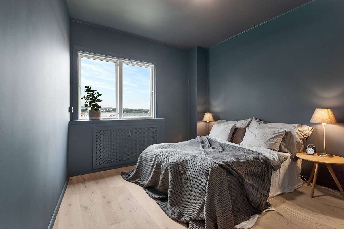 Begge rom har en-stavs hvitoljet eikeparkett. Galleribilde