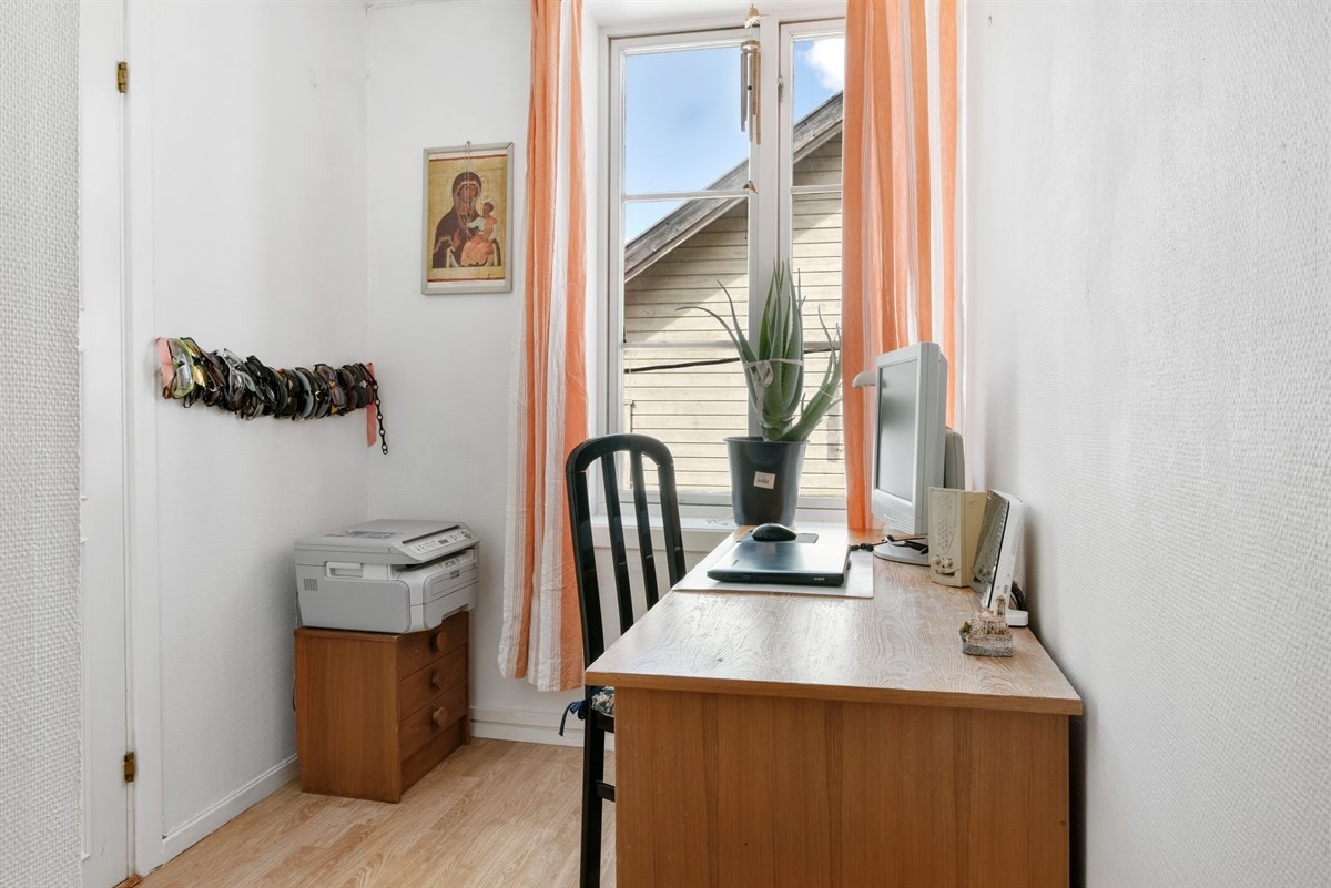 Gang/kontor. Galleribilde