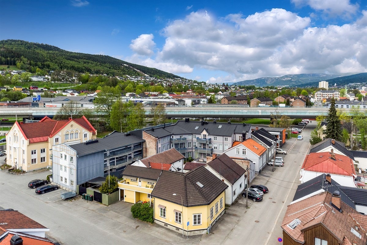 Boligen ble bygd i antatt 1870 og tilbygd i antatt 1950. Galleribilde