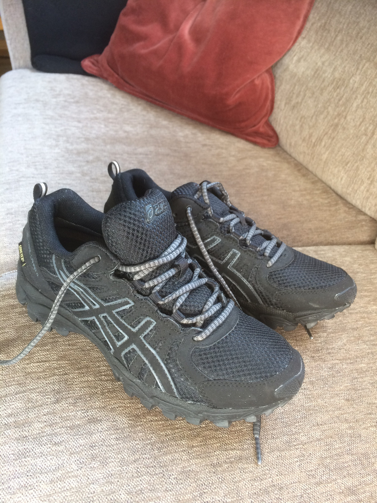 asics gel trail lahar 4 gore tex