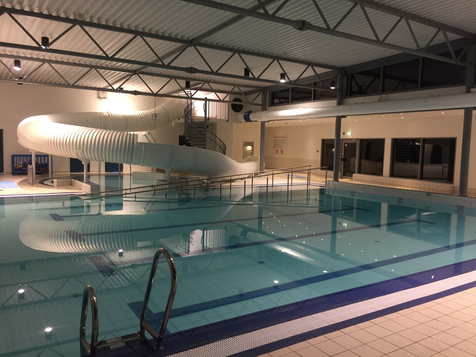 Badeland «Håp i havet» 200 meter fra huset Galleribilde