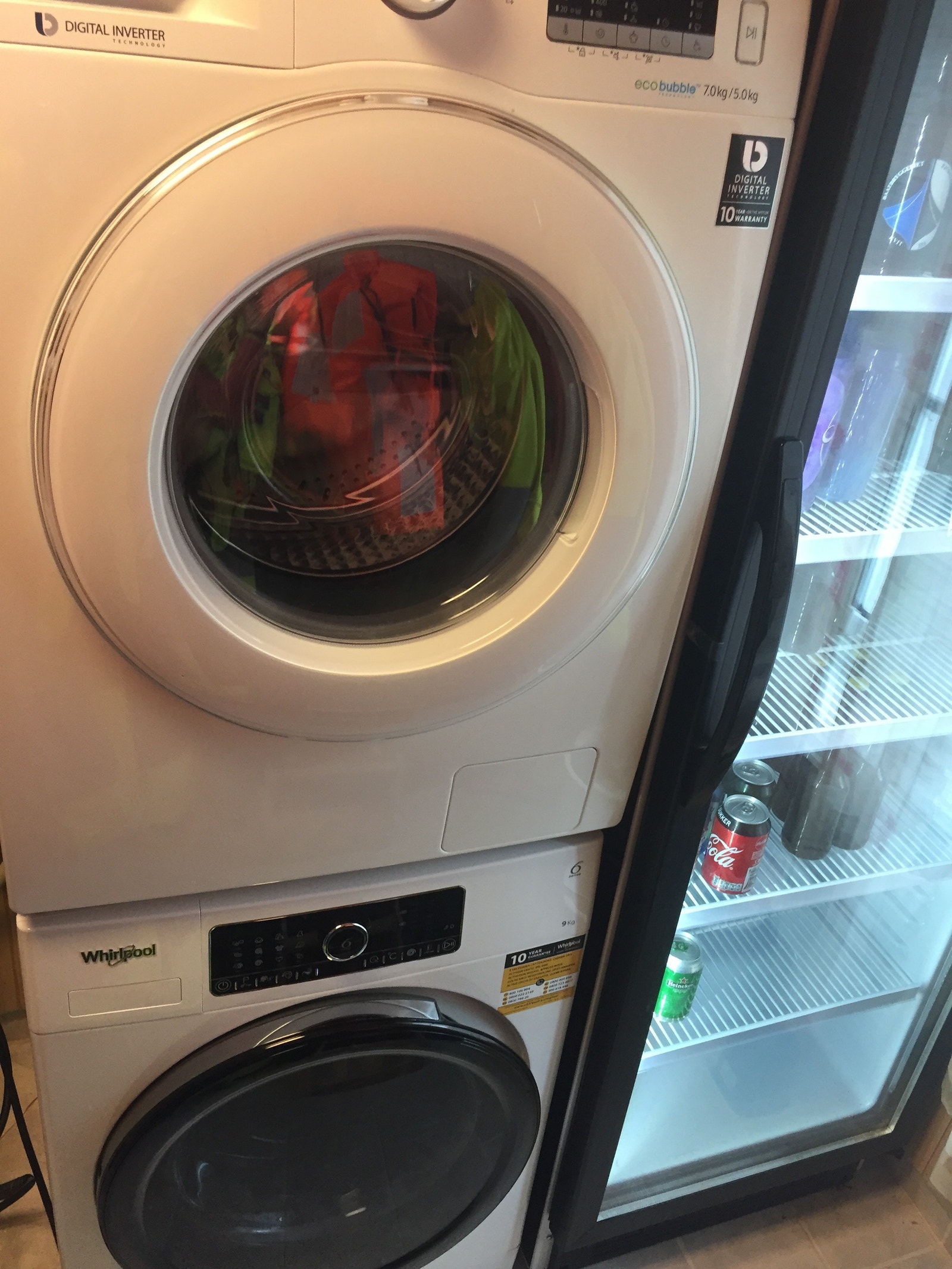 Vaskemaskin og tørketrommel Galleribilde