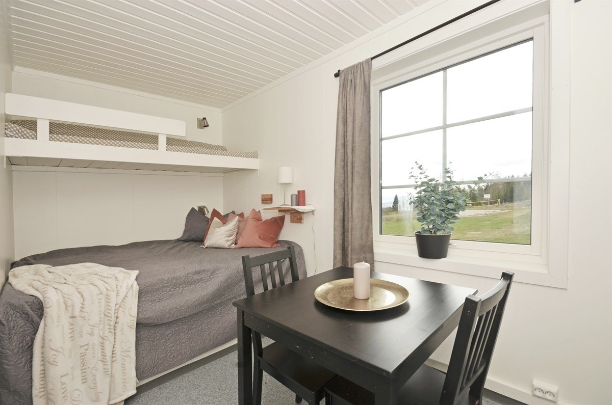 Køyeseng med plass til 3. Galleribilde