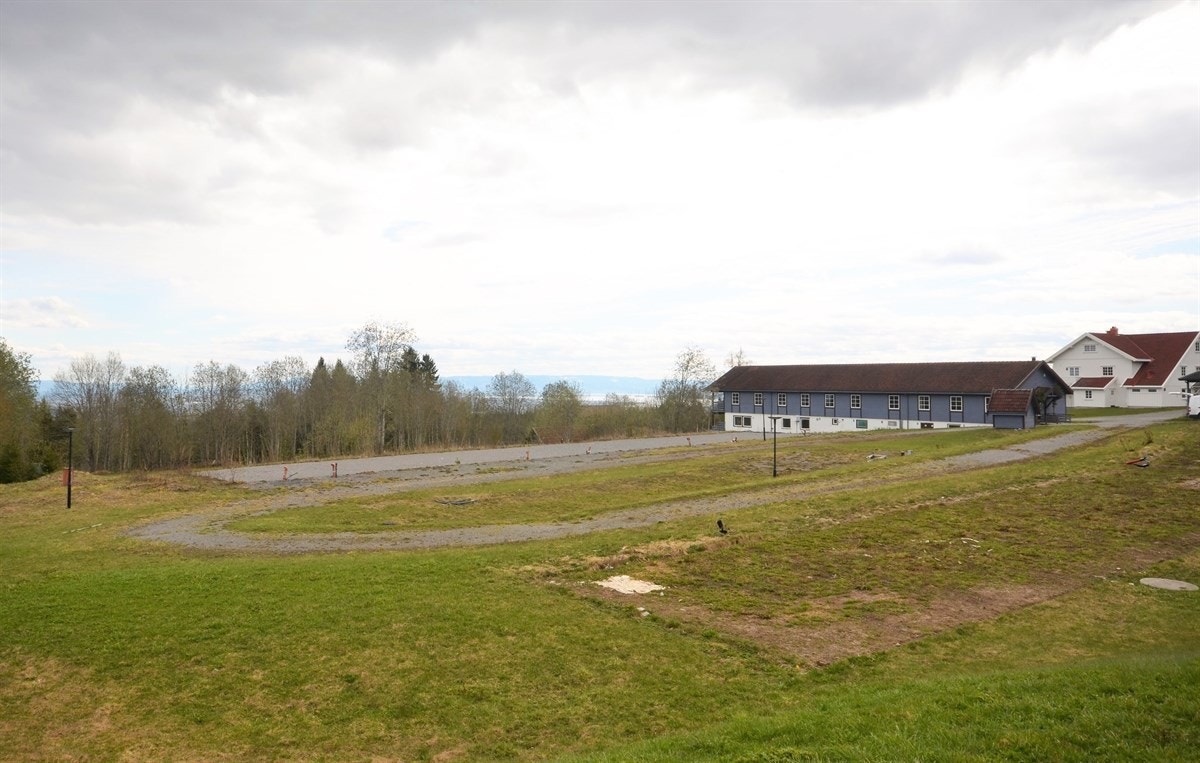 Stor og flott tomt. Galleribilde