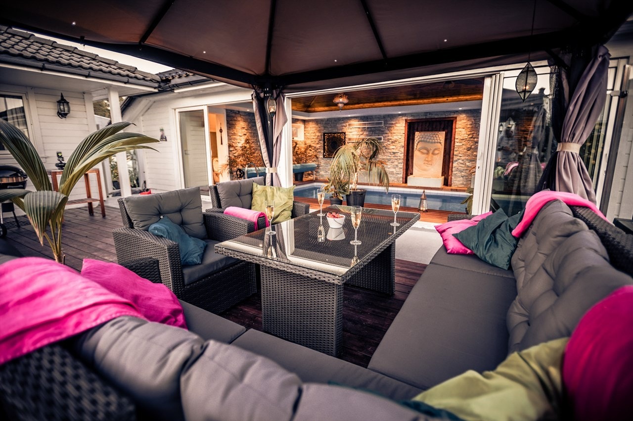 Uteområde. Galleribilde