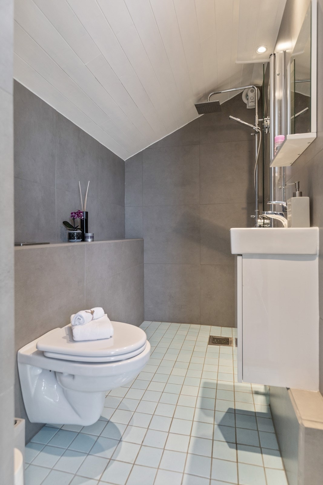 Bad nr. 3 i boligen - badehuset. Galleribilde