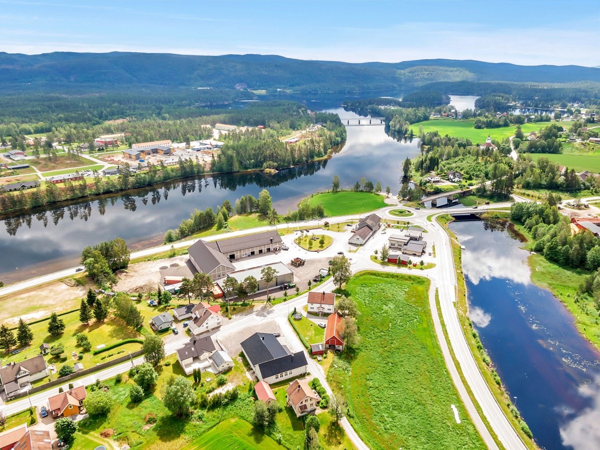 Dronebilde over Dåsnes Galleribilde