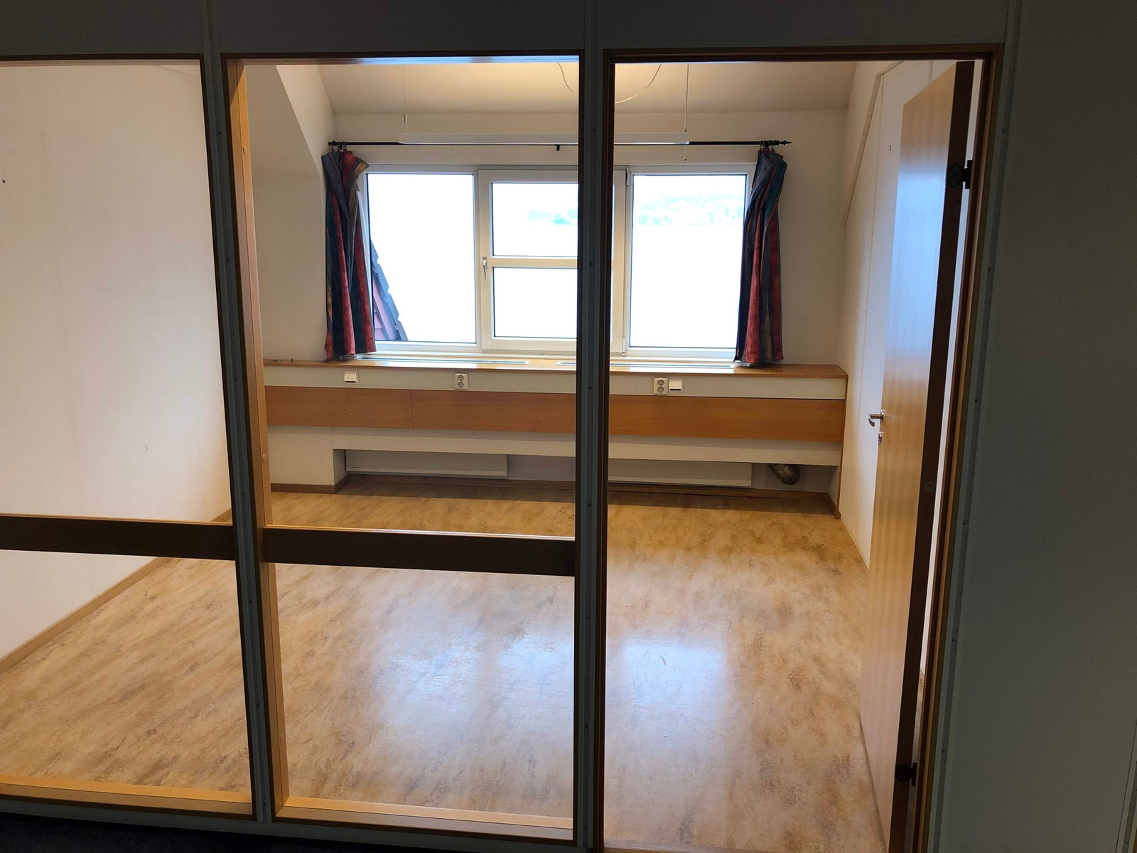 Rom 3 mot sjø Galleribilde