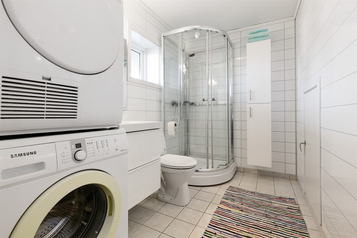 Opplegg for vaskemaskin og tørketrommel Galleribilde